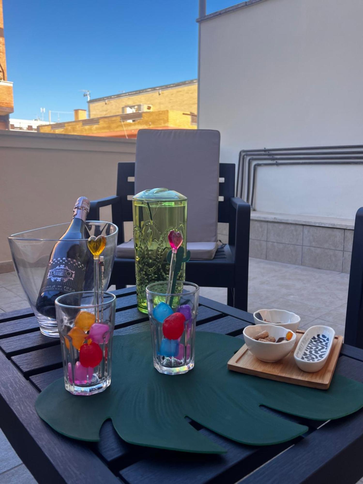 Roma Airport Sky Apartments Фьюмичино Экстерьер фото