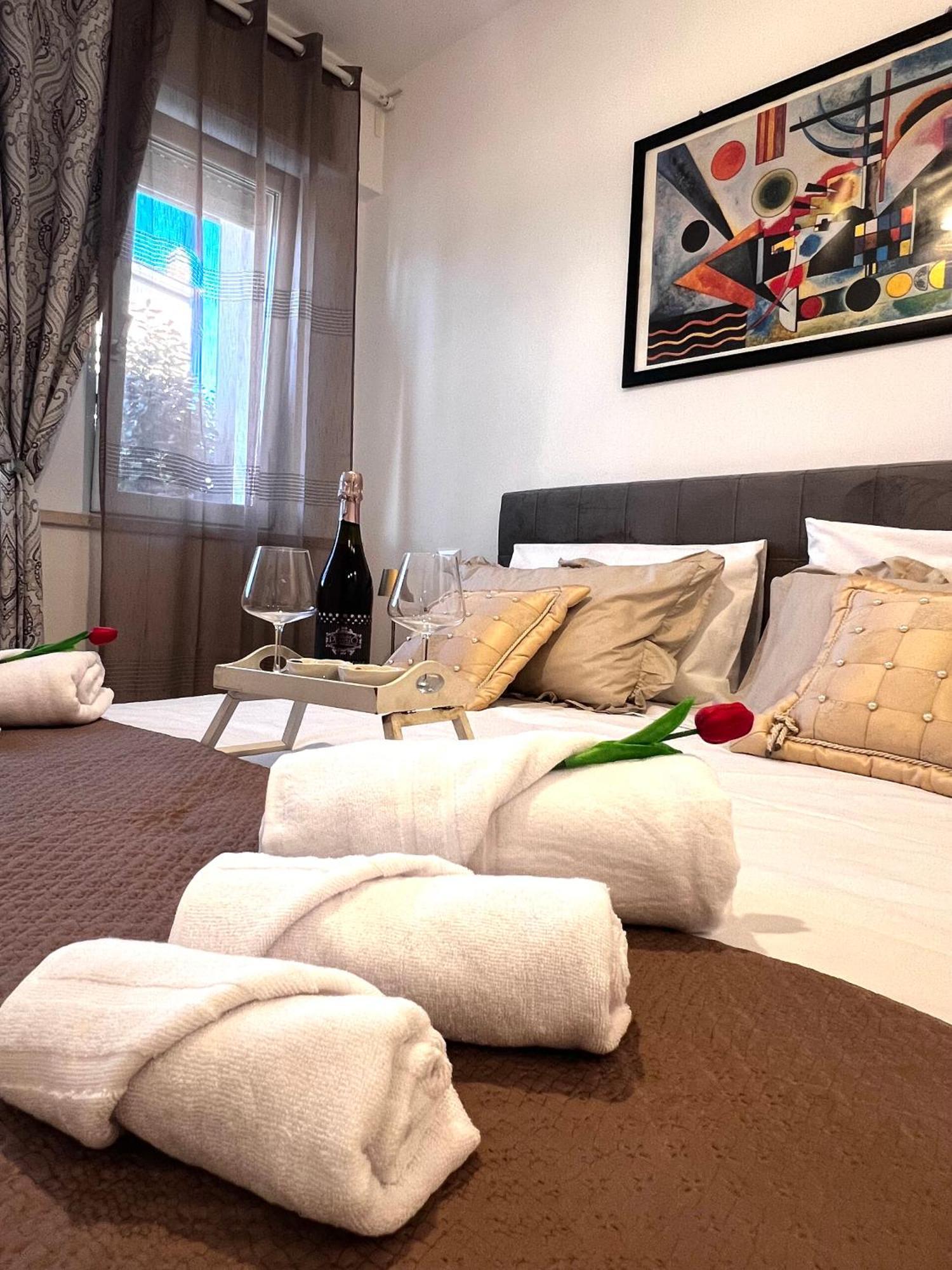Roma Airport Sky Apartments Фьюмичино Экстерьер фото